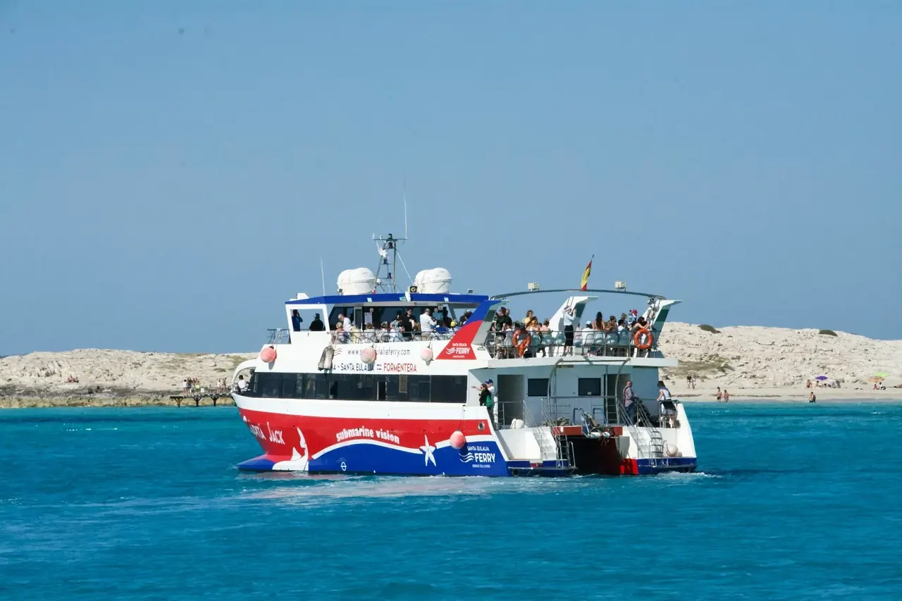 Shuttle Ferry Ibiza–Santa Eulària–Es Canar