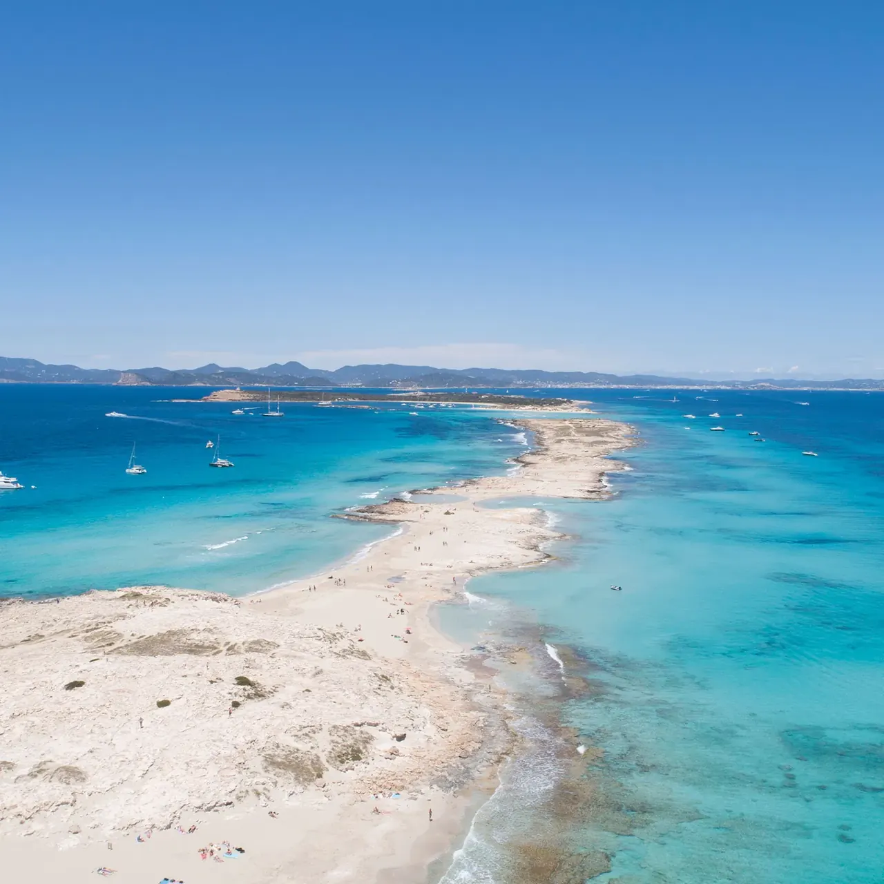 Figueretas & Playa d'en Bossa–Formentera Ferry