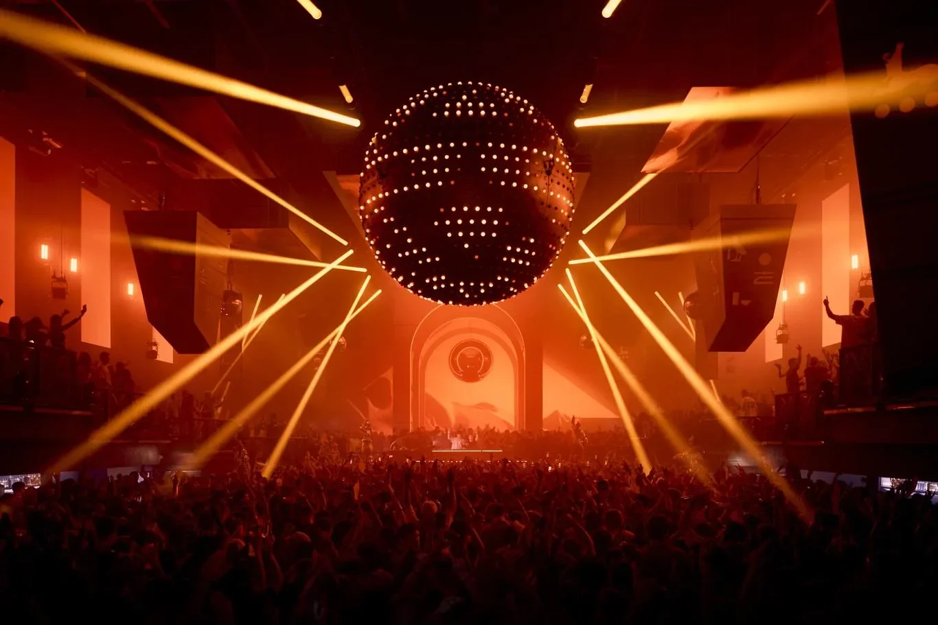 UNVRS Ibiza — Paradise Opening
