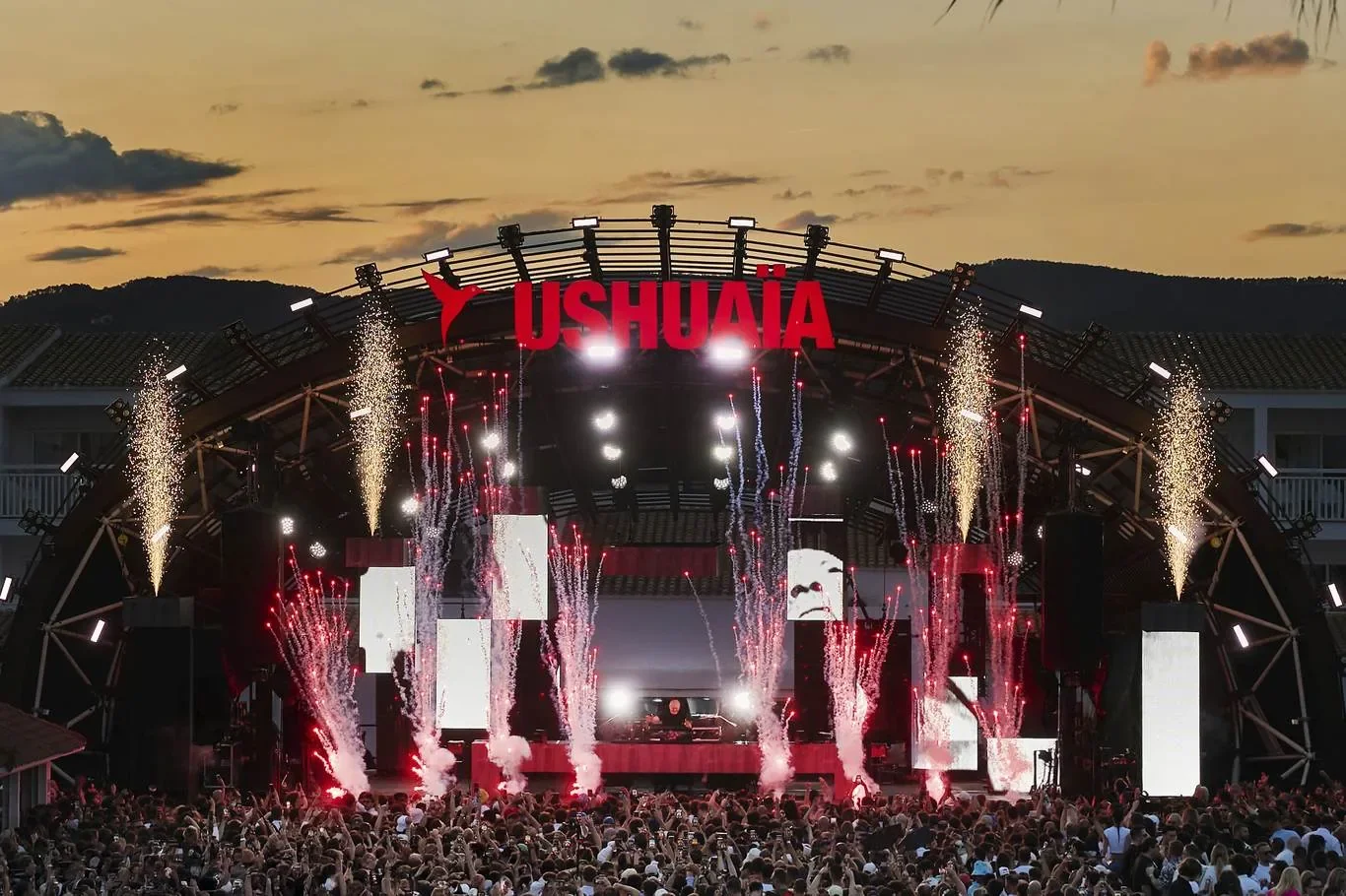 Ushuaïa Ibiza 2026: The Open-Air Weekly Lineup